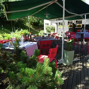 3* Hotel Logis Restaurant La Tour